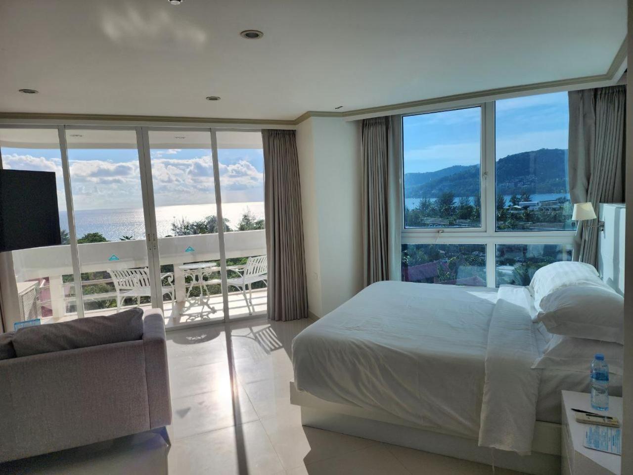לינה וארוחת בוקר Patong Andaman Sea View Private מראה חיצוני תמונה